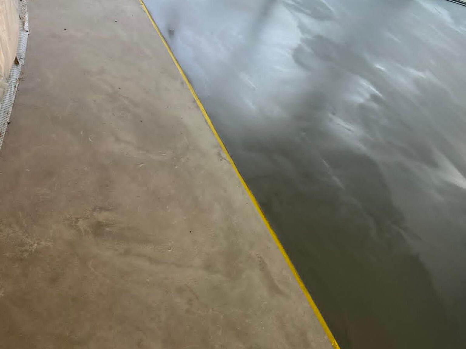 463cd631 E560 480b B5d8 8983239c6f37